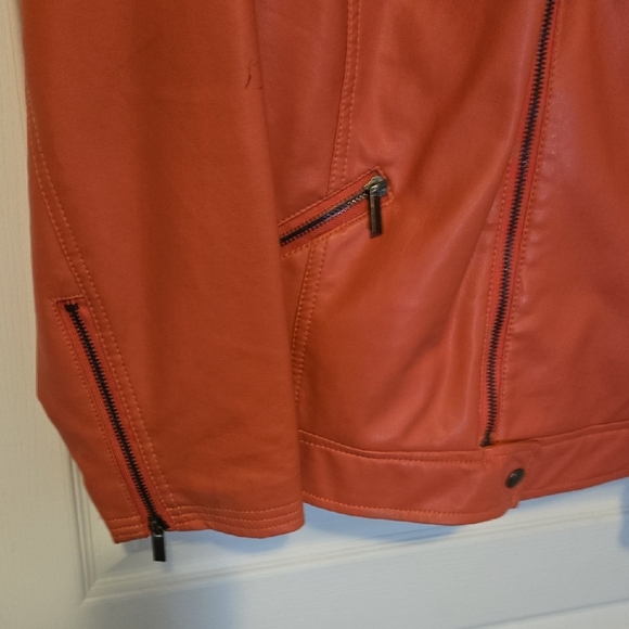 Columbia Women's Bold Orange Jacket - Picture 4 of 7